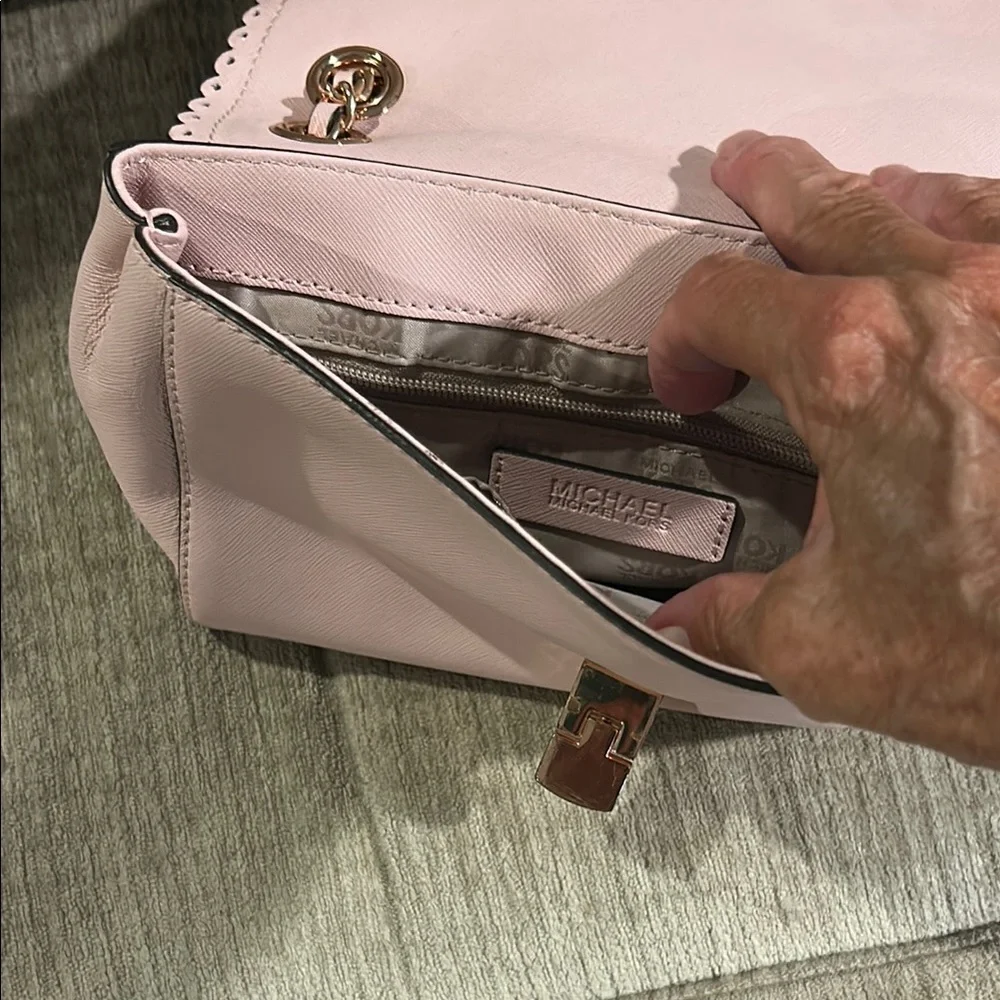 Michael Kors violet Vivian braided chain, Crossbody bag 13 inch or 24 inch drop - Picture 8 of 11